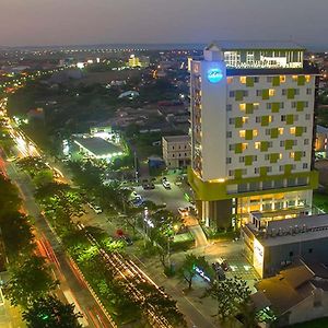 Hotel Dafam Pacific Caesar Surabaya